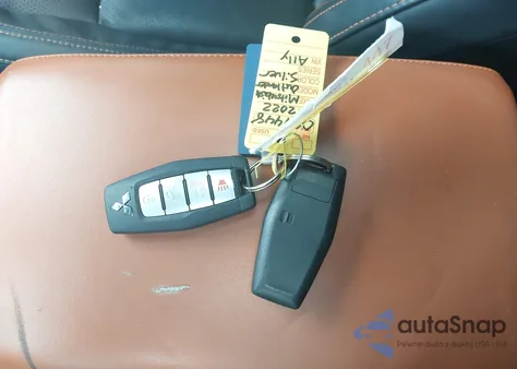 2022 Mitsubishi Outlander Sel 2.5 S-Awc from USA, damaged, VIN JA4J4VA81NZ084448